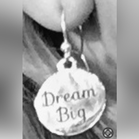 Bonnie’s Bling One Of A Kind Fused Glass Jewelry and Accessories to Wear. - Picture 11 of 15